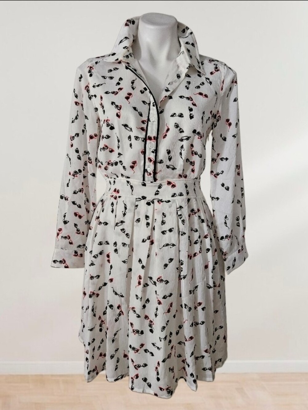 I. Madeline White Fit & Flare Dress  Sunglasses Print Long Sleeve Button Front S